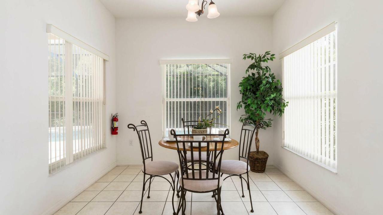 Lucky Charm - Budget-Friendly 5 Bed Vacation Home, Close To Disney World Kissimmee Dış mekan fotoğraf